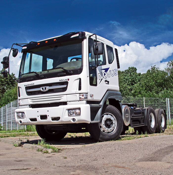 Седельный тягач Daewoo Novus CL4T8 6x4