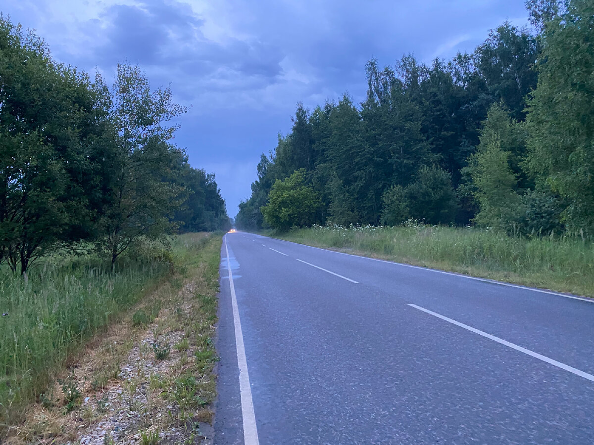 Автобус не сфотографировала, дорога для иллюстации
