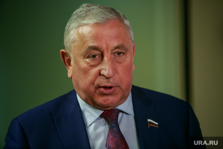    Нужно тщательнее контролировать компании, которые устраивают подъемы в горы