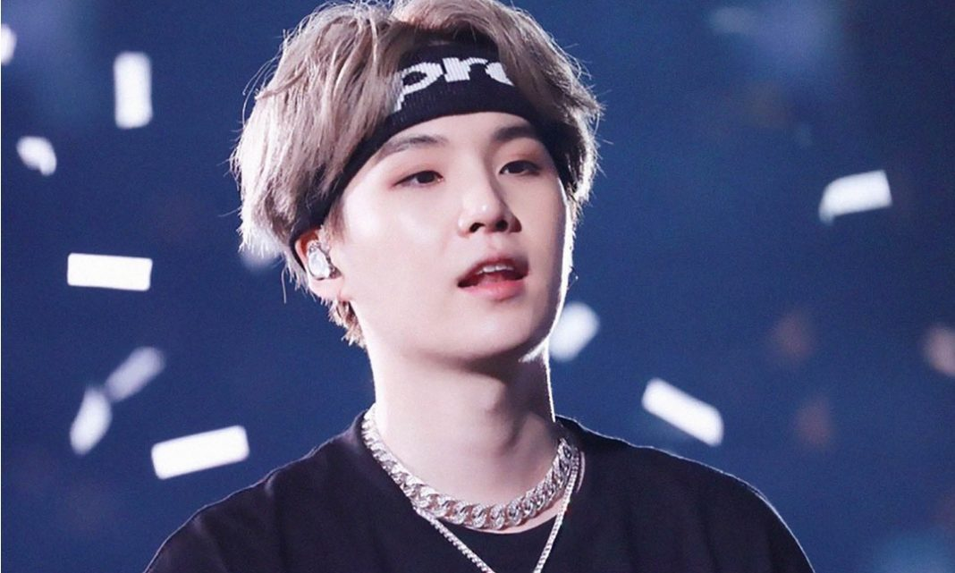 Юнги БТС. Шуга БТС 2021. Мин Юнги БТС. Мин Юнги 2021. Suga bts песни