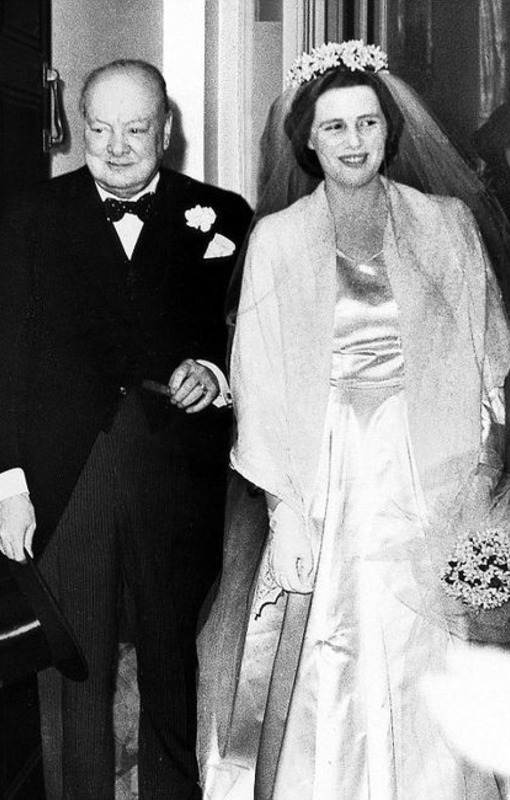 Во время войны Мэри (дочь) часто сопровождала отца в зарубежных поездках