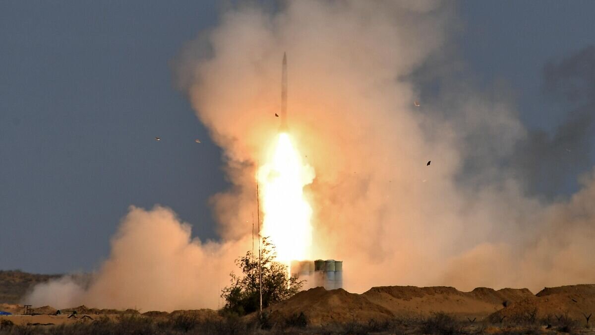    Пусковая установка зенитно-ракетного комплекса С-400 "Триумф"© РИА Новости / Максим Блинов