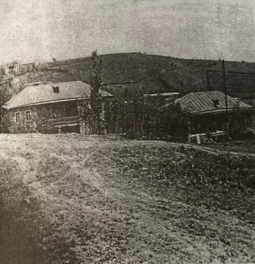 Рис. 9: Жилище колхозников