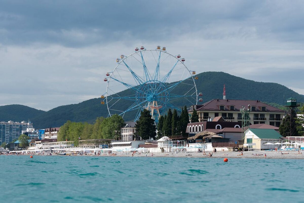 море и горы лазаревское