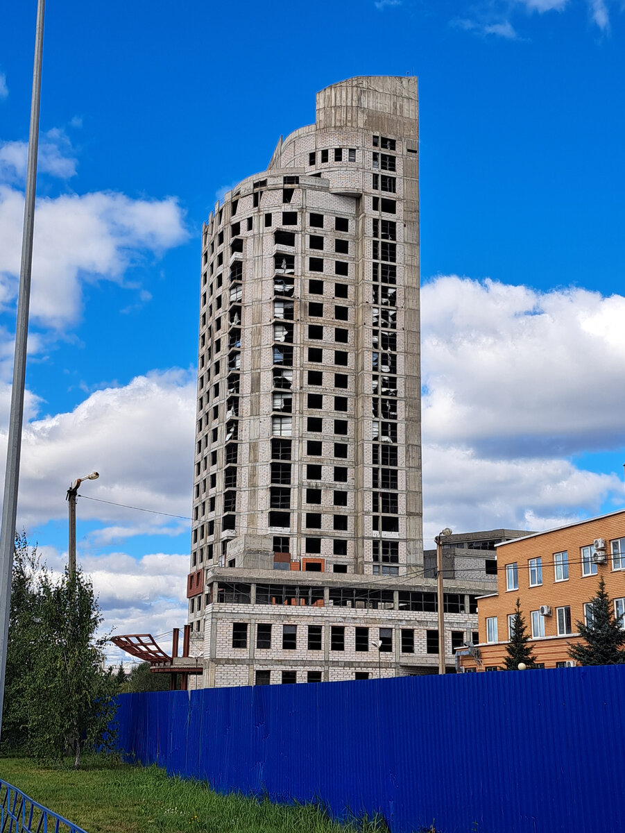 24-этажному долгострою на Неделина 14 лет