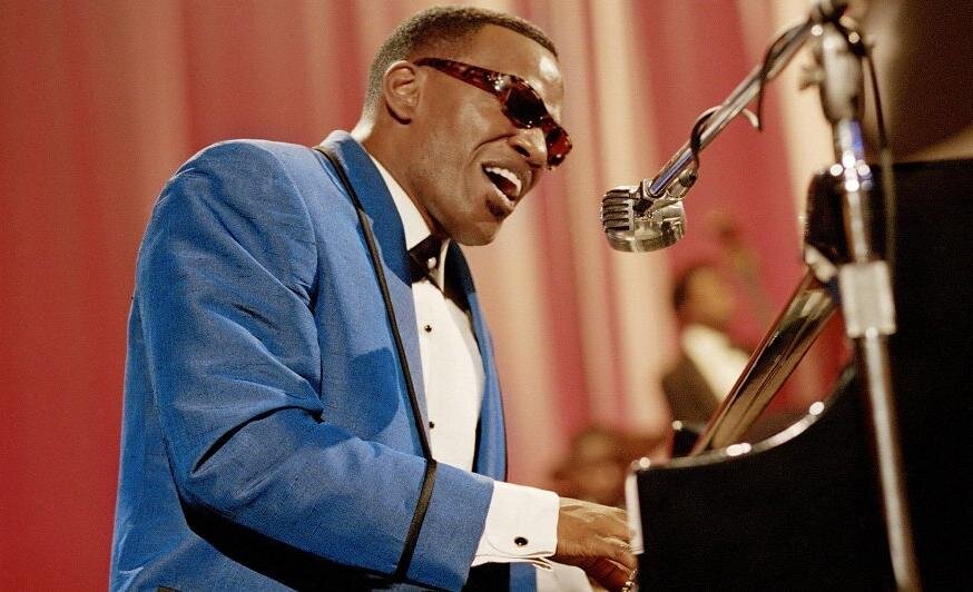 Кадр из фильма "Рэй"