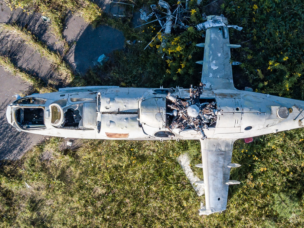 Похожие на боевой. Ми 24 шасси. Ми-24 передние шасси. Заднее шасси ми 24. Ми-24 шасси фото.