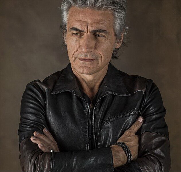 (с)  Luciano Ligabue.