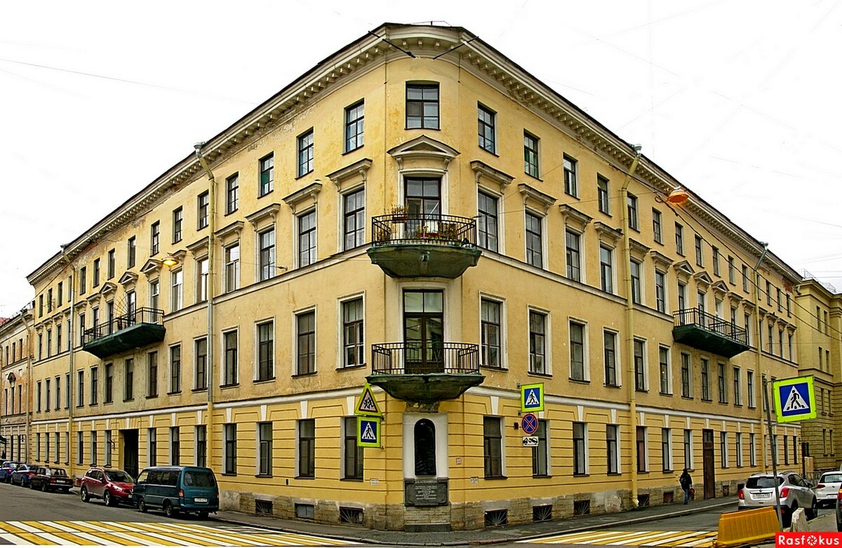 Дом Раскольникова в Санкт-Петербурге