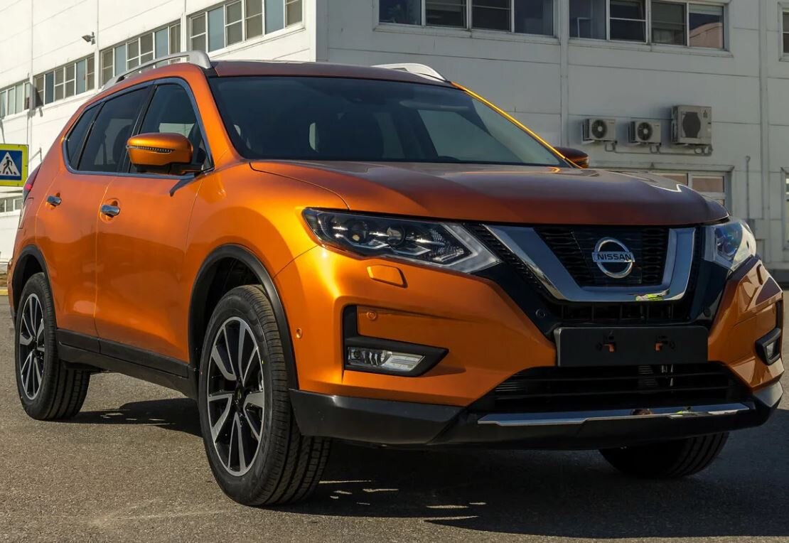 Nissan Rogue оранжевый