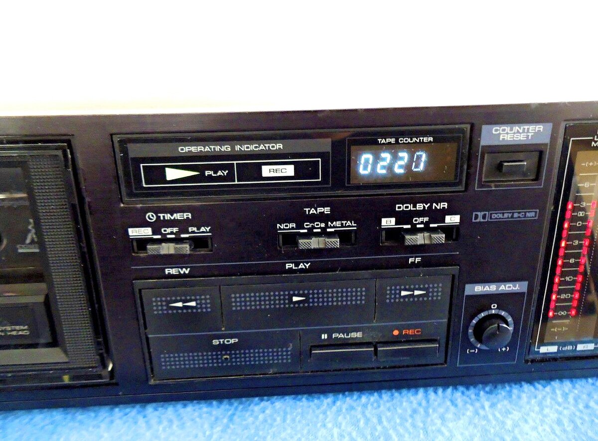 Kenwood KX 780, середина лицевой панели
