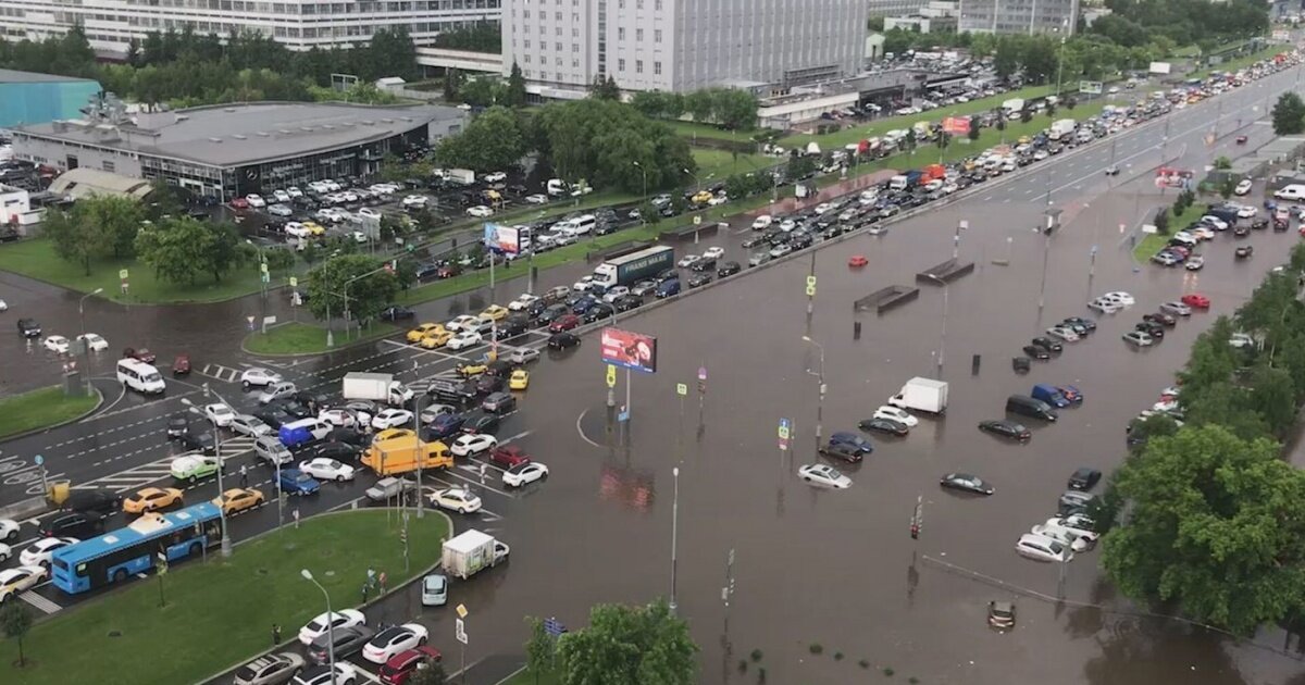 Москву затопило (19 фото)
