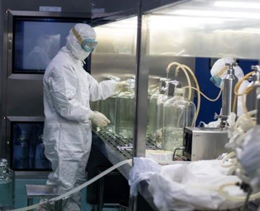 китайские исследователи в поисках вакцины от коронавируса