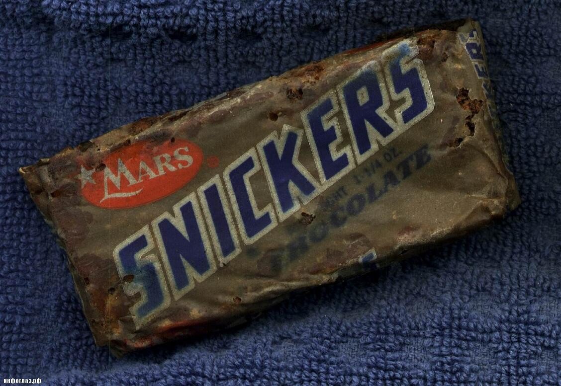 Шоколадный батончик Snickers(фото из интернета)