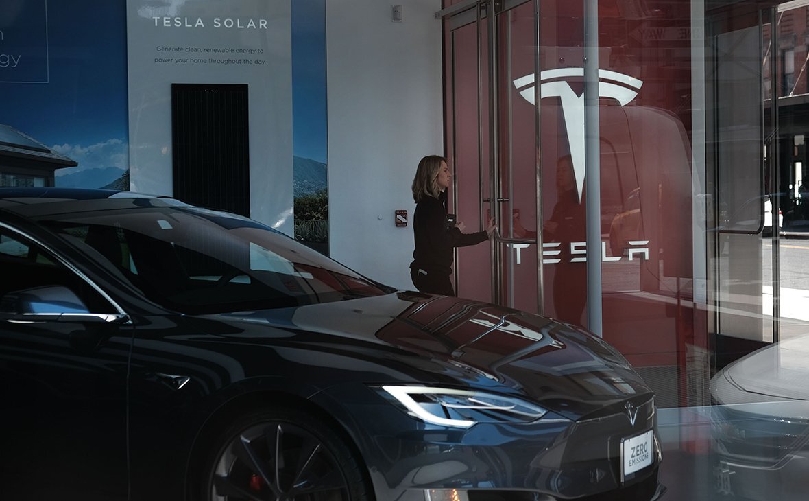 Tesla платит своим сотрудникам очень высокую зарплату