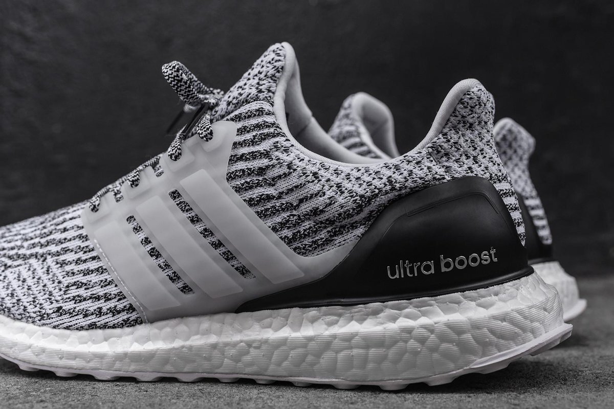 Adidas ultra boost (изображение взято с сайта "Яндекс картинки")