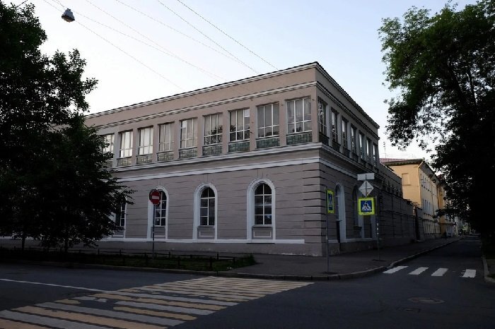 Современный вид манежа. Источник: protect812.com