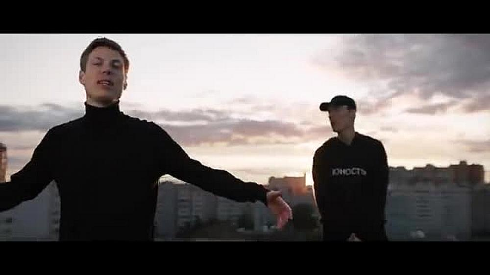 Юность песня слушать. Группа добро Юность. Dabro Юность. Dabro Юность исполнитель. Юность Dabro клип