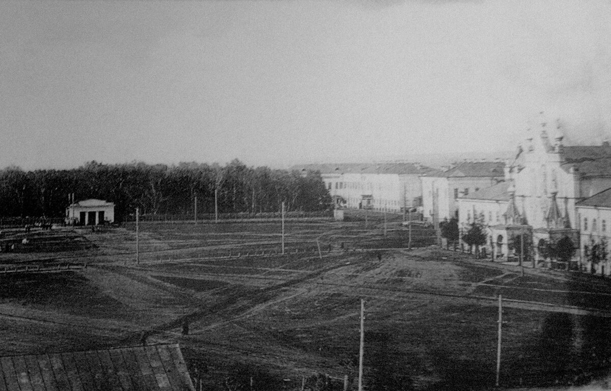 Бывшая Кафедральная площадь. Начало XX века