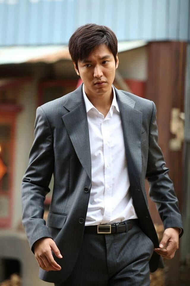 Мужик... Настоящий, простой, со сложной судьбой и проблемами в жизни