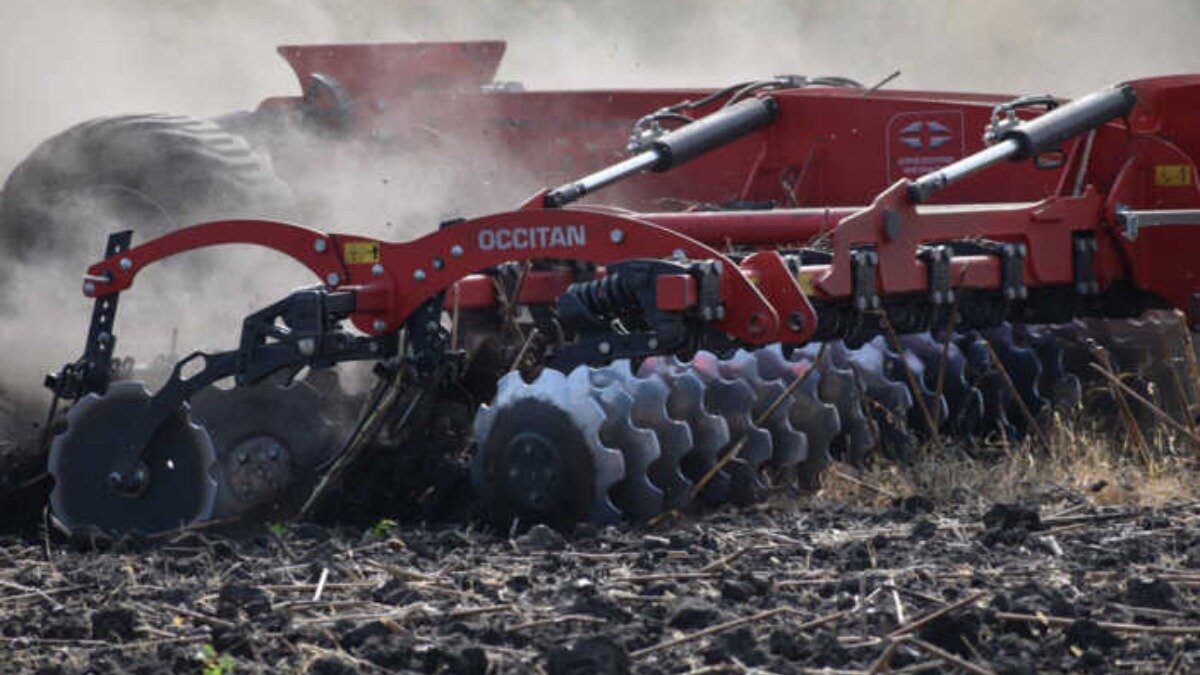 Фото: Портал farm-connexion.com Рабочие органы дисковой бороны Gregoire Besson Occitan