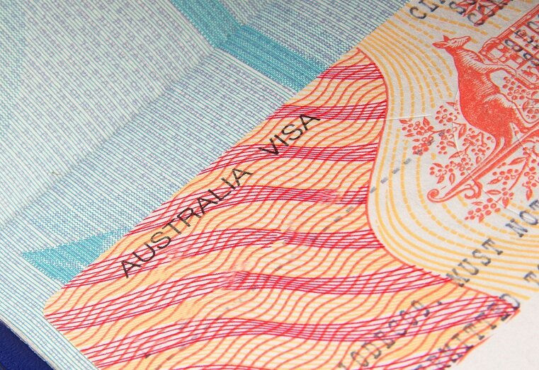 Иллюстрация к главе 12 взята из открытого источника с сайта   https://www.healthstaffrecruitment.com.au/news/visa-changes/