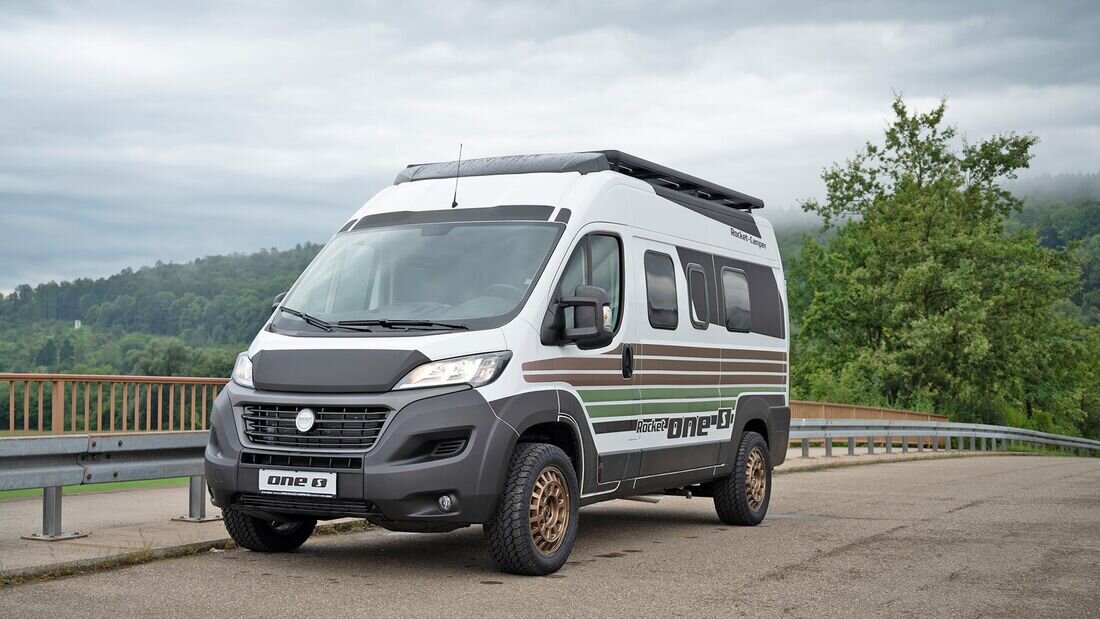 Доступен на базе Fiat Ducato или Peugeot Boxer