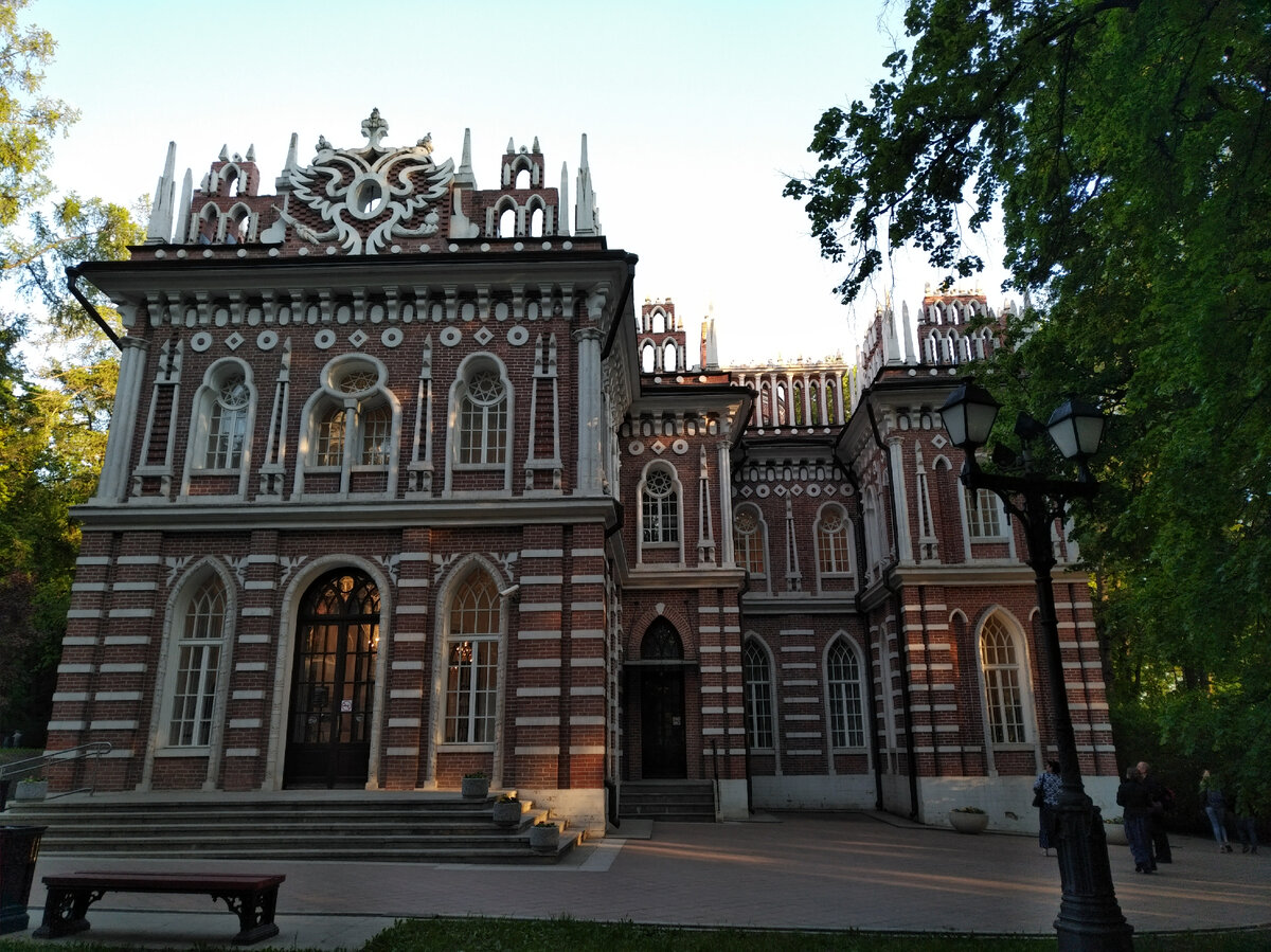 Средний дворец в Царицыно. Фото:  Артем Нойер