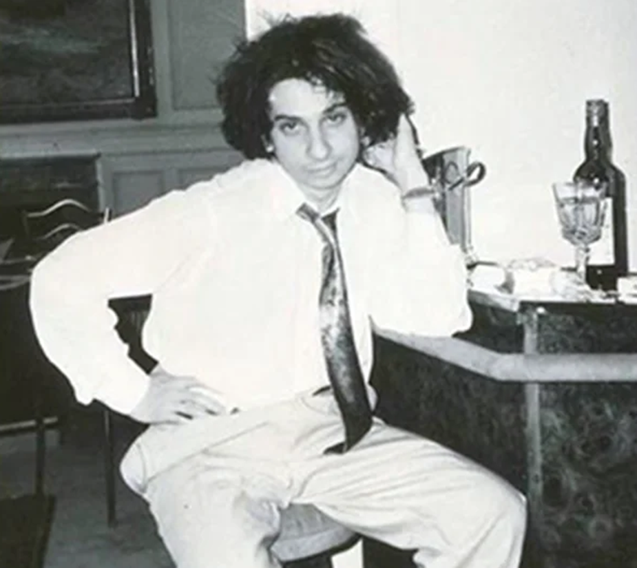 Илья митков русский миллиардер. Илья алексеевич медков. Илья медков миллиардер. Илья медков ваганьковское кладбище. Медков википедия.