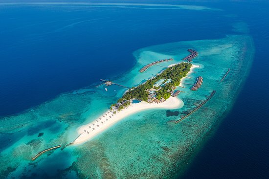Мальдивы, архипелаг нетронутых островов в Индийском океане, является синонимом тропического рая.-2