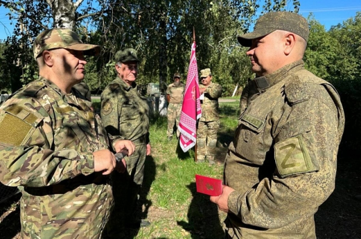    Александр Власов наградил казаков из отряда «Кубань»