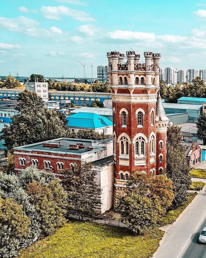 Водонапорная (Пристрельная) башня Обуховского завода, Санкт-Петербург. Фото: @jeanywitch