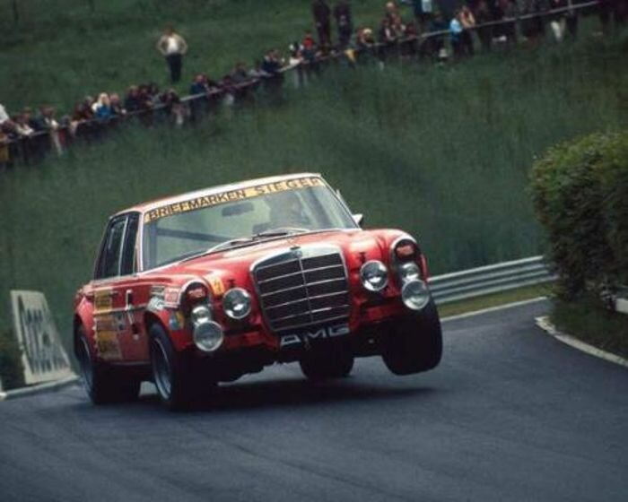 Mercedes Benz 300 sel AMG