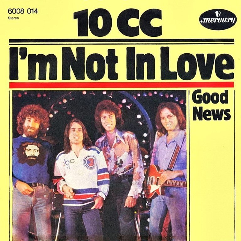     28 июня 1975-го британская команда 10cc возглавила UK Singles с песней «I'm Not In Love».