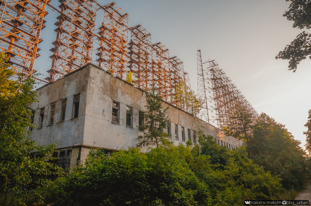 Забрались на заброшенный военный «Радар» в Чернобыле! Миллионы радиоактивных советских рублей!