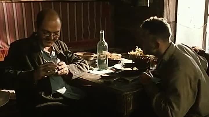 Кадр из фильма "Жизнь и необычайные приключения солдата Ивана Чонкина". 