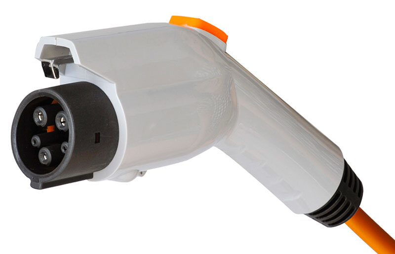 Штепсель электрозарядки автомобиля