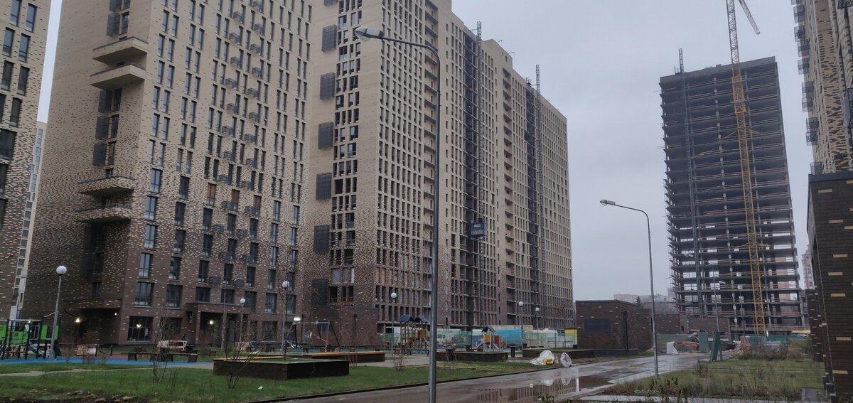 ЖК Хорошевский (авторское фото Vysotsky Estate ноябрь 2019) строится последняя очередь ЖК со сроком сдачи конец 2020