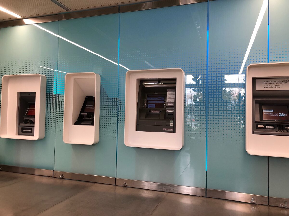 А вот и "виновник"