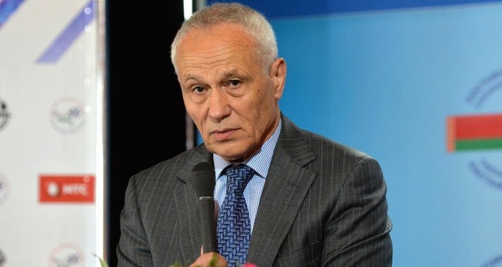 © SPUTNIK / ВИКТОР ТОЛОЧКОРапота рассказал, когда Москва и Минск отменят роуминг и признают визы