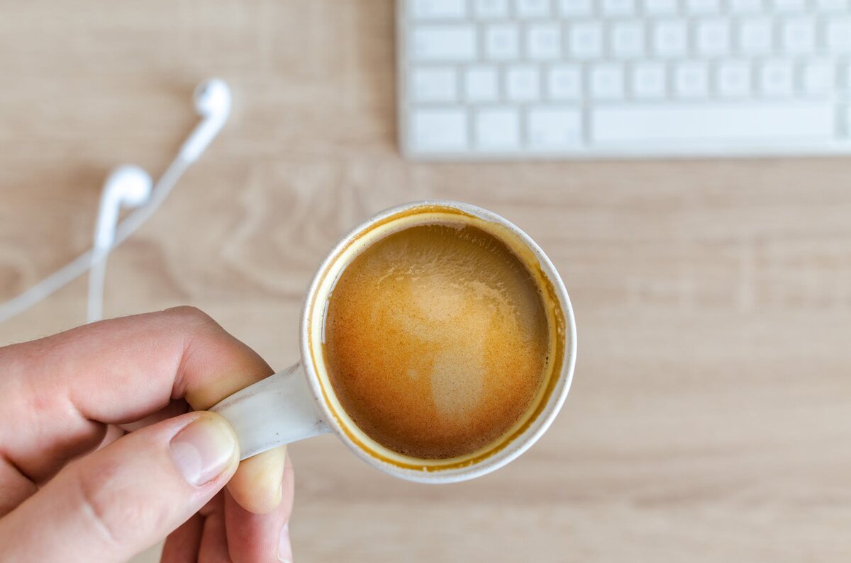 А эта фотография с бесплатного фотостока