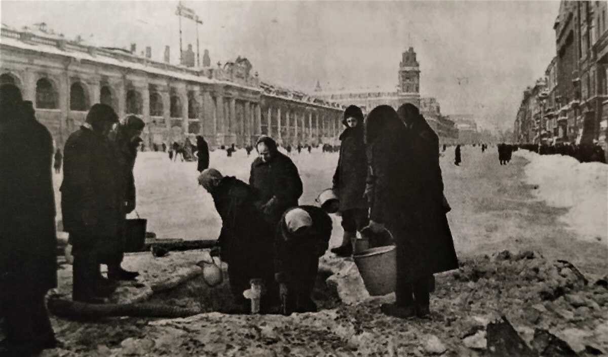 Воспоминания очевидцев 1941. Блокада Ленинграда голод. Блокадный Ленинград 872 дня. Голодомор Ленинград блокадный. Жители Ленинграда в блокаду.