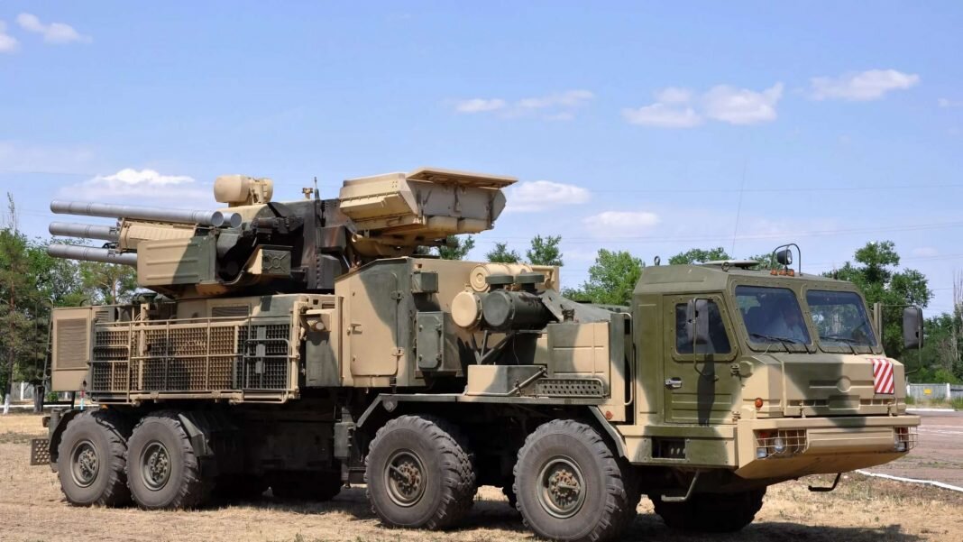 "Панцирь-СМ" на шасси БАЗ, army-news.ru