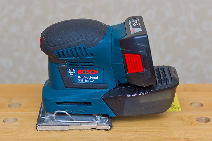 Плоскошлифовальная машина BOSCH GSS 18V-10. (Источник: фото автора)