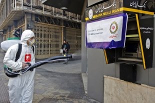 В ВОЗ советуют не надеяться, что коронавирус ослабнет летом