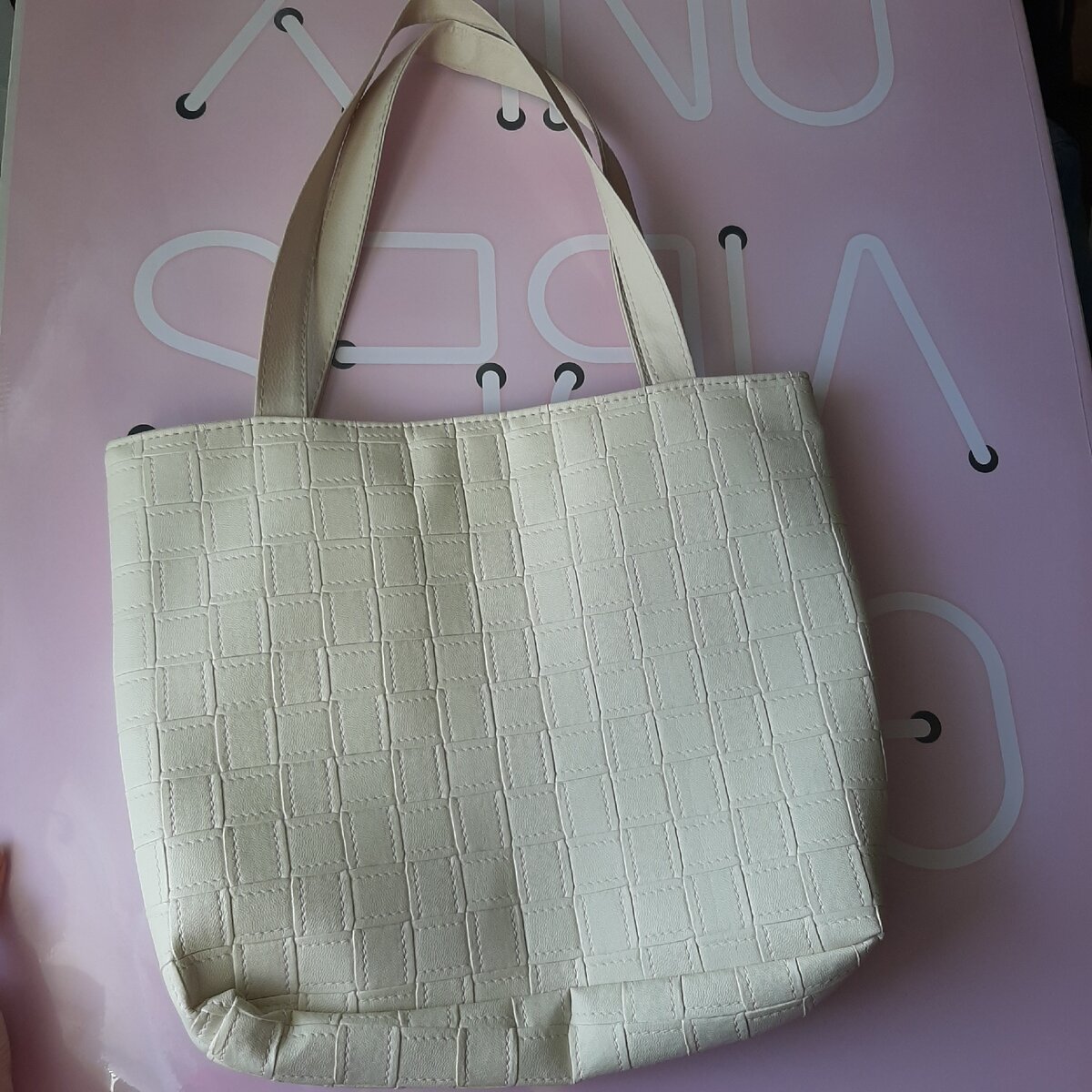 Задняя часть сумки