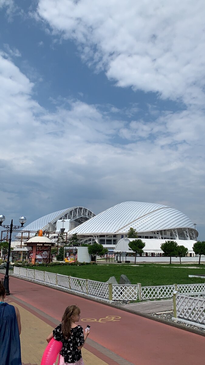 Стадион «Фишт» вид с набережной