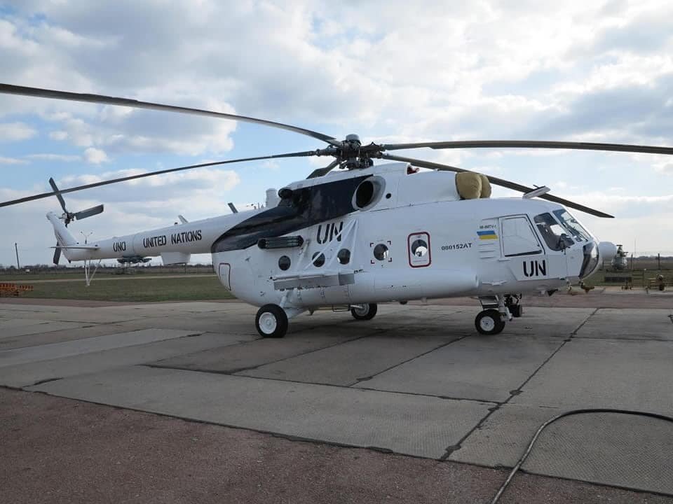 Сегодня в 7.30 украинский ми 8. ВСУ вертолета ми-8. Вертолёт ми-8 ООН. Украинский вертолёт ми-8 ВСУ. Ми-8мтв ООН.