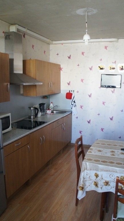 На такой кухне готовить желание не возникнет 