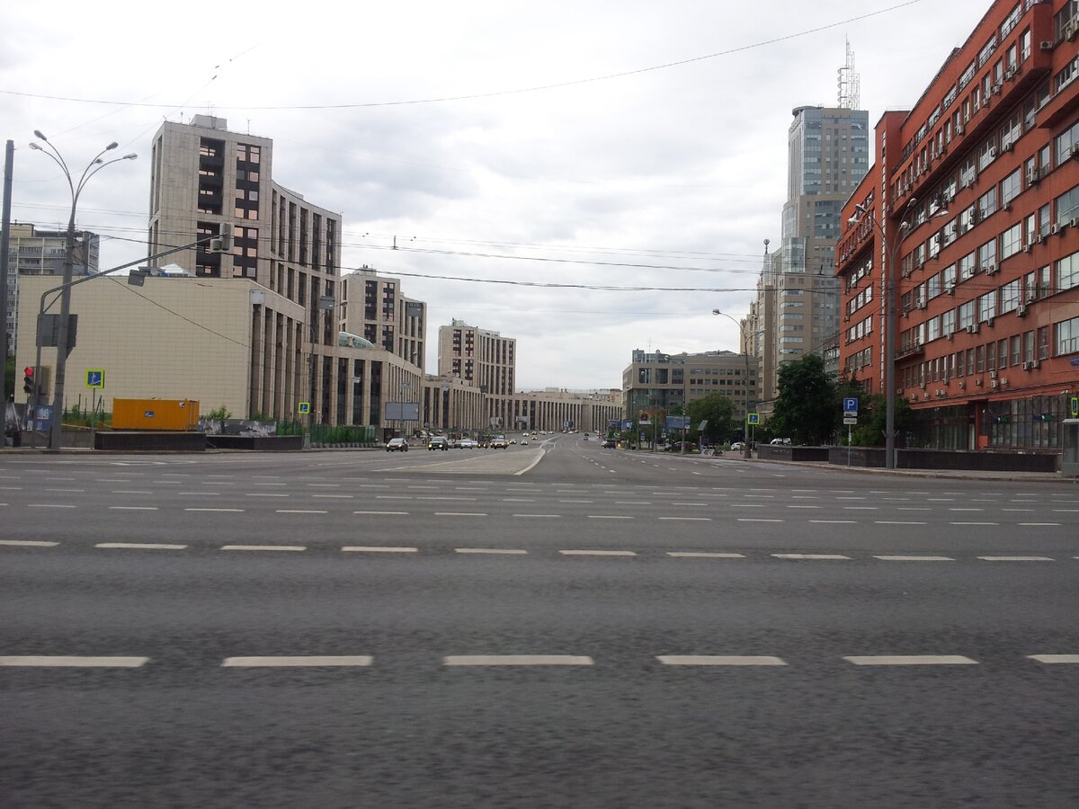 Москва. Садовое Кольцо с пересечением проспекта Сахарова. Идеальная дорога) 